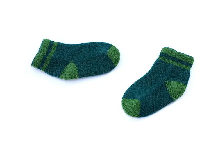 Infant Knitting Little Baby Socks 100 Cashmere 2