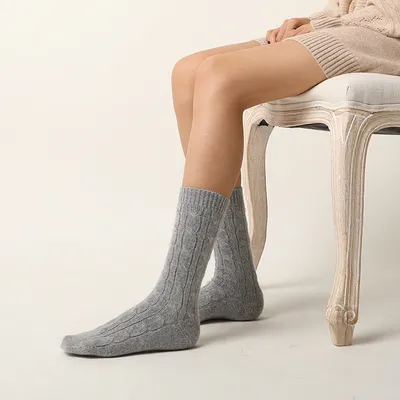 Fashion Custom Made High Cable Knit Cashmere Socks for Women 1